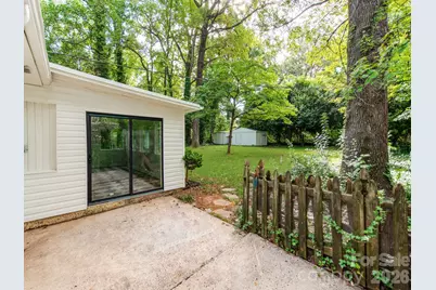 3326 Bonneville Drive, Charlotte, NC 28205 - Photo 27