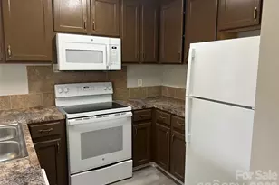 927 Floyd Ln, Gastonia, NC 28052 - Photo 7
