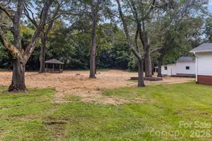 1103 W Elm St, Shelby, NC 28150 - Photo 39