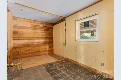 24 Vine Street, Canton, NC 28716 - Photo 11