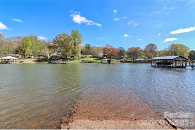 4279 Candlewood Drive, Sherrills Ford, NC 28673 - Photo 5