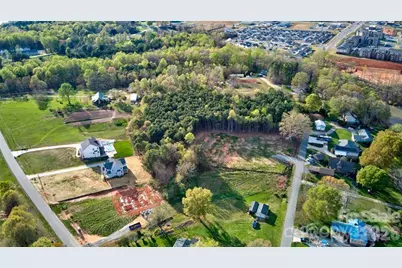 4279 Candlewood Drive, Sherrills Ford, NC 28673 - Photo 11