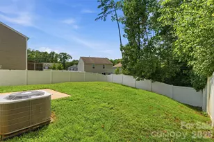 4219 John Dale Ln, Charlotte, NC 28269 - Photo 33