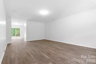 4219 John Dale Ln, Charlotte, NC 28269 - Photo 7