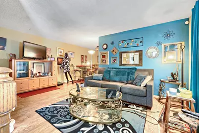 1634 Hollow Drive #D, Charlotte, NC 28212 - Photo 3