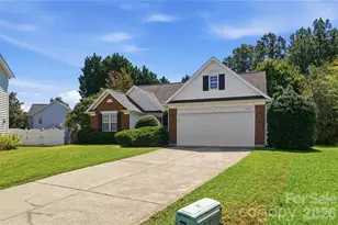 15707 Corsair Ct, Charlotte, NC 28278 - Photo 3
