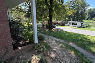 4731 Hidden Valley Rd, Charlotte, NC 28213 - Photo 3