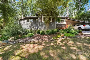 1068 5th Ave Ct NW, Hickory, NC 28601 - Photo 1