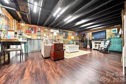 1068 5th Avenue Court NW, Hickory, NC 28601 - Photo 21