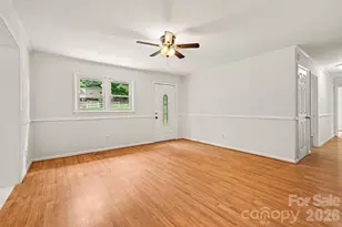 6338 Fairlane St, Hickory, NC 28602 - Photo 3