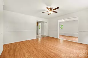 6338 Fairlane St, Hickory, NC 28602 - Photo 7
