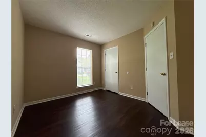 7037 Breeders Cup Circle, Charlotte, NC 28215 - Photo 11