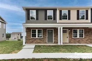 3967 Newhall Dr NW, Hickory, NC 28601 - Photo 1
