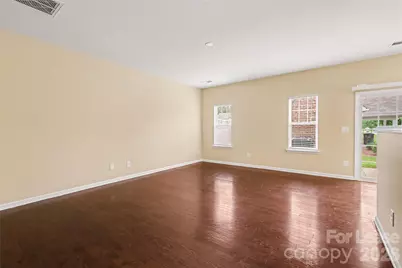 [Address not provided], Charlotte, NC 28213 - Photo 7