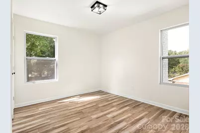 421 Vickery Drive, Charlotte, NC 28215 - Photo 19