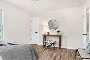 421 Vickery Dr, Charlotte, NC 28215 - Photo 15
