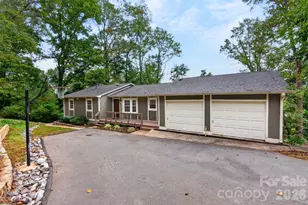 126 Pine Hill Dr, Swannanoa, NC 28778 - Photo 1
