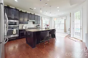 7714 Coalcliff Dr, Charlotte, NC 28078 - Photo 9