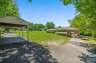 233 Laburn Ave, Charlotte, NC 28214 - Photo 41
