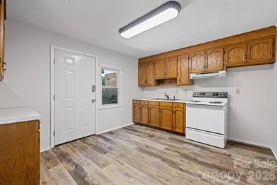 233 Laburn Avenue, Charlotte, NC 28214 - Photo 37