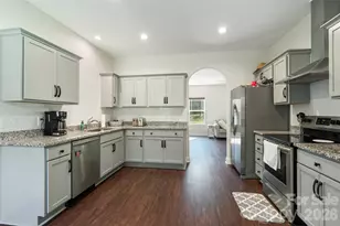 165 Rambler Ln, Blacksburg, SC 29702 - Photo 13