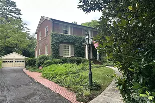 2001 Radcliffe Ave, Charlotte, NC 28207 - Photo 1