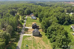 124 McCarver Rd, Gastonia, NC 28056 - Photo 3