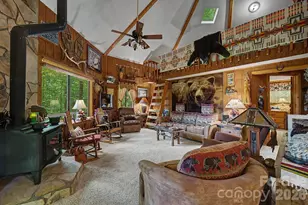 204 Mountain Laurel Dr, Bryson City, NC 28713 - Photo 3