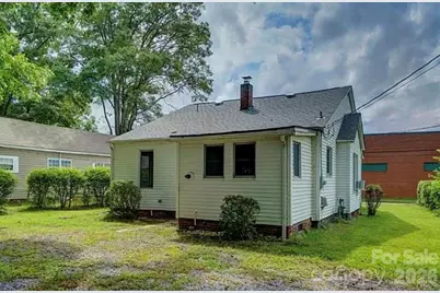 431 W Statesville Avenue, Mooresville, NC 28115 - Photo 3