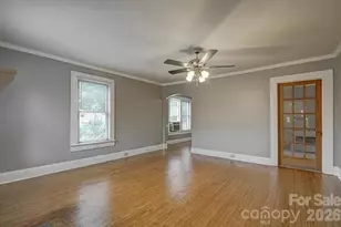 431 W Statesville Ave, Mooresville, NC 28115 - Photo 7