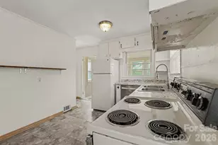 4412 Reidsville Rd, Winston Salem, NC 27101 - Photo 9