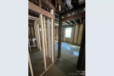 1804 Kennesaw Drive, Charlotte, NC 28216 - Photo 15