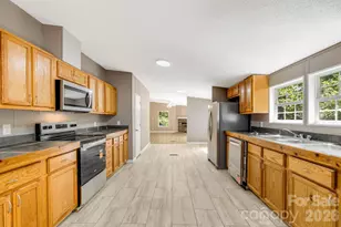 81 Spring Mountain Rd, Fairview, NC 28730 - Photo 13