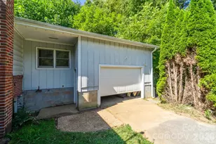 80 Nature Ln, Waynesville, NC 28786 - Photo 23
