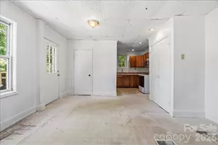193 Duckworth Ave, Brevard, NC 28712 - Photo 11