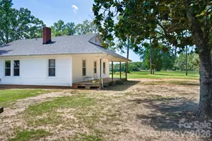 1002 Tanner Rd, Rutherfordton, NC 28139 - Photo 5