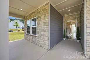 4405 Duplin Dr, Charlotte, NC 28214 - Photo 3