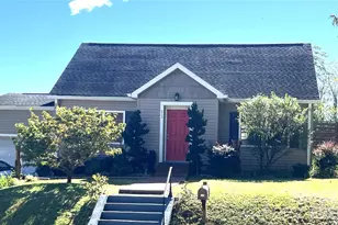 213 Erwin St, Morganton, NC 28655 - Photo 1
