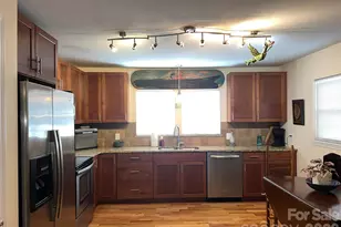 213 Erwin St, Morganton, NC 28655 - Photo 3