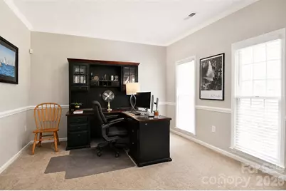 3837 Beauvista Drive, Charlotte, NC 28269 - Photo 5