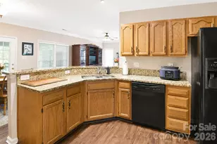 3837 Beauvista Dr, Charlotte, NC 28269 - Photo 11