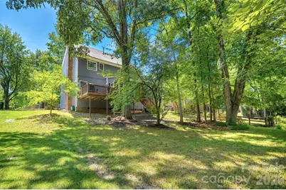 3837 Beauvista Drive, Charlotte, NC 28269 - Photo 33