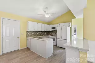 854 Highlander Ct, Concord, NC 28025 - Photo 9