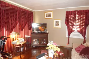 2516 Booker Ave, Charlotte, NC 28216 - Photo 3