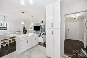 1724 Delchester Dr, Charlotte, NC 28210 - Photo 11