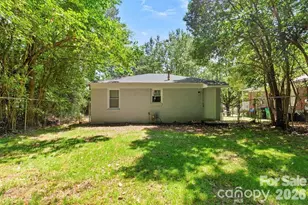2516 Remington St, Charlotte, NC 28216 - Photo 11