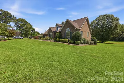 219 Pleasant Drive, Statesville, NC 28677 - Photo 3