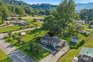 550 Lickstone Rd, Waynesville, NC 28786 - Photo 3