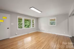 901 S 10th St, Bessemer City, NC 28016 - Photo 5