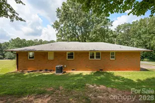 901 S 10th St, Bessemer City, NC 28016 - Photo 27